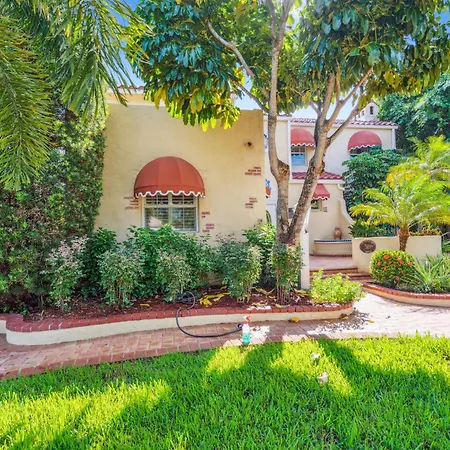 Banyan House Vacation Rentals